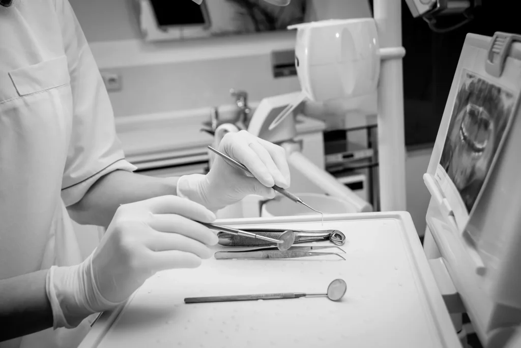 Vallis Dent Oralna kirurgija i regeneracija kosti